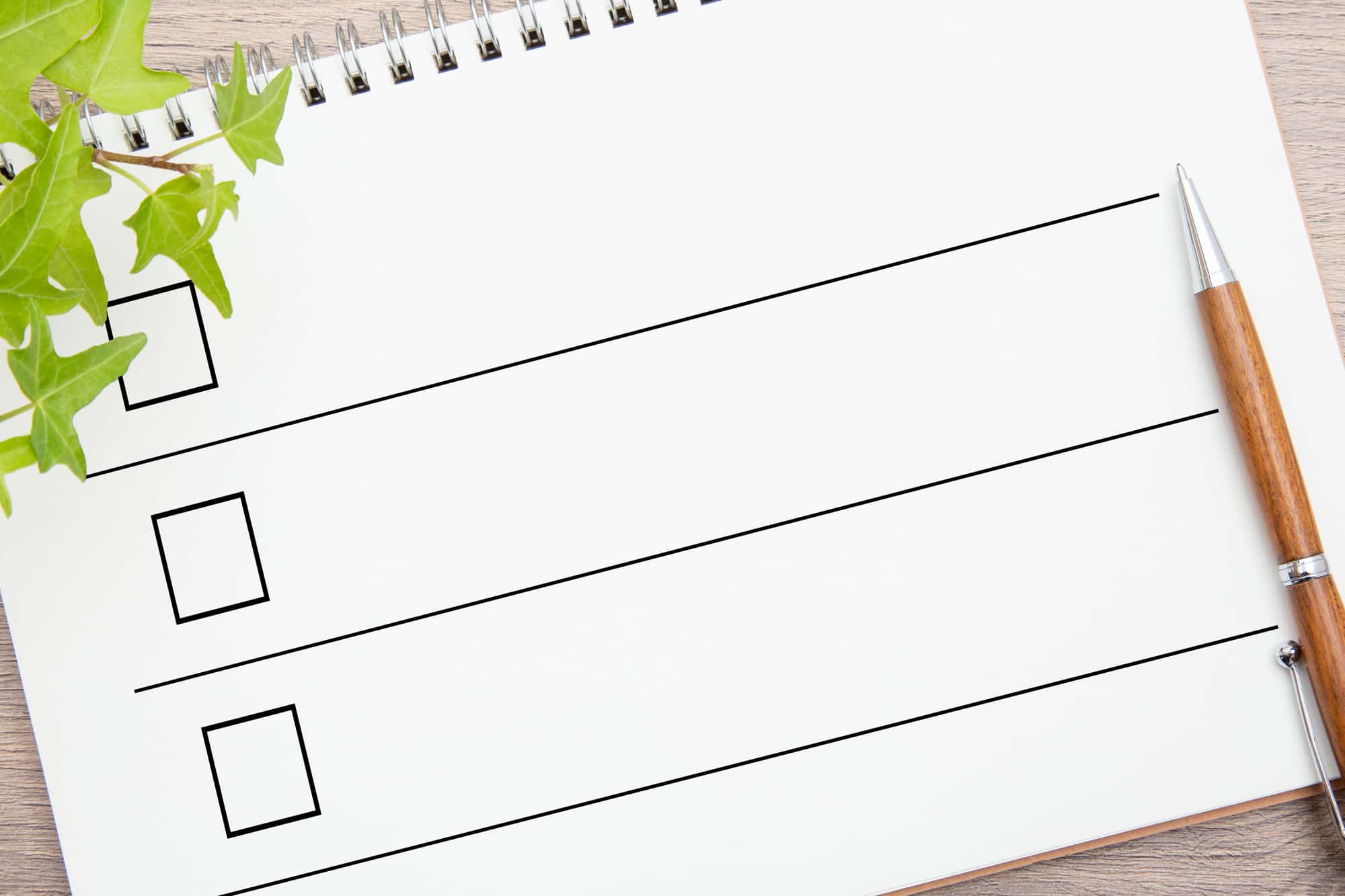 チェックリストとボールペン