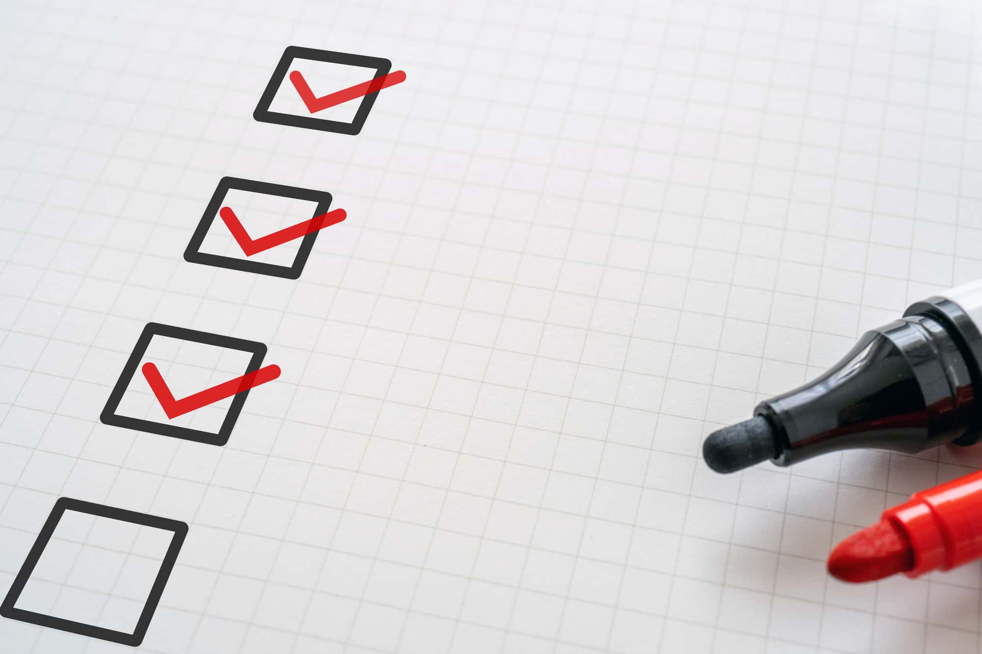 3つのチェックが入ったチェックリスト