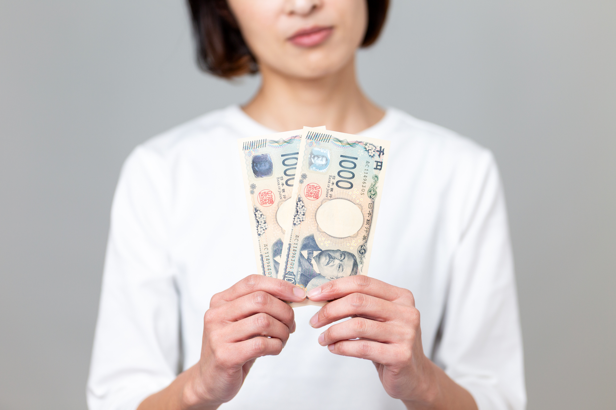 現金集金をやめたい！業務効率を改善する方法と廃止後のおすすめサービス｜教えて！集子さん｜集金代行サービスの会社なら【リコーリース株式会社】