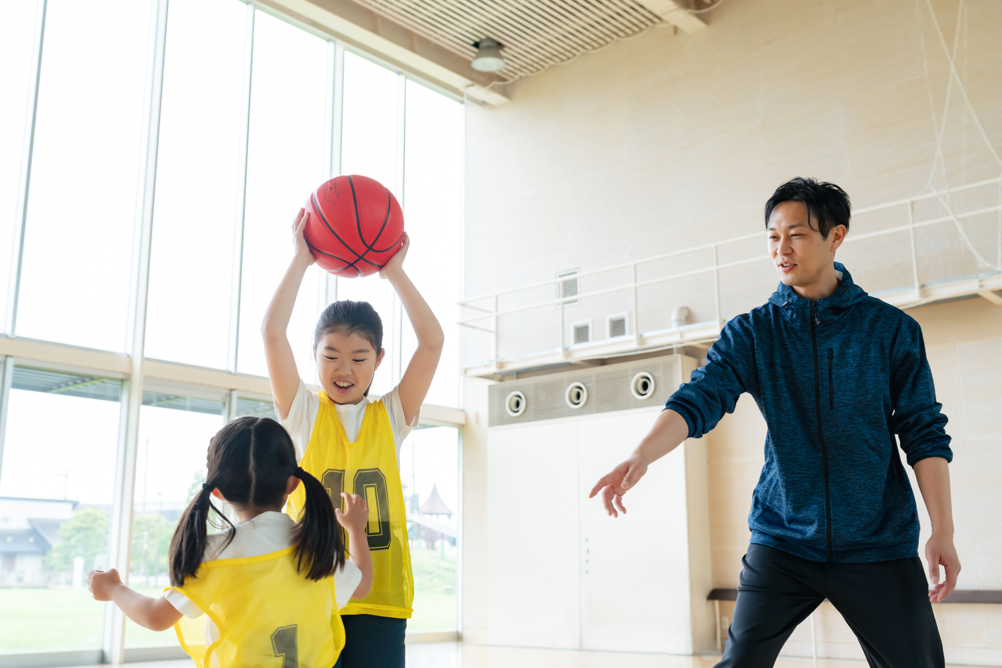 バスケットボールスクールの集金を効率化！未納と手間を解消する集金代行サービスのメリット